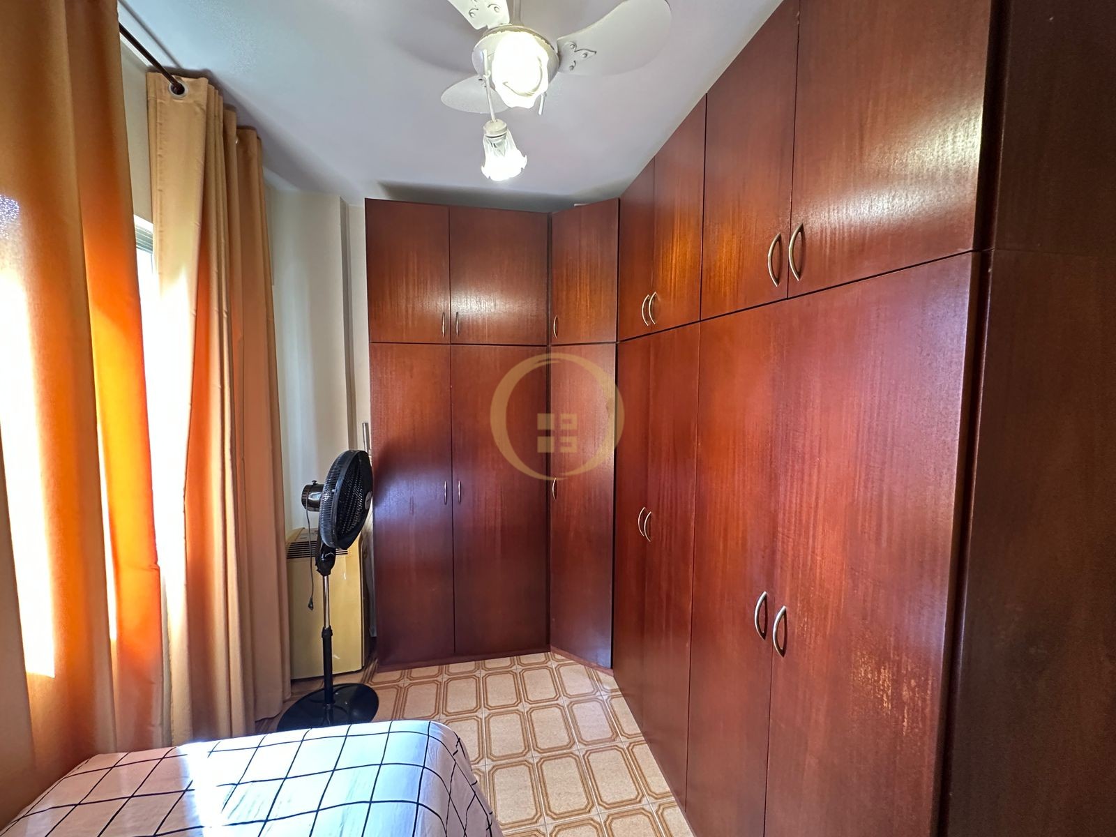 Apartamento na Praia da Enseada, Guarujá - SP