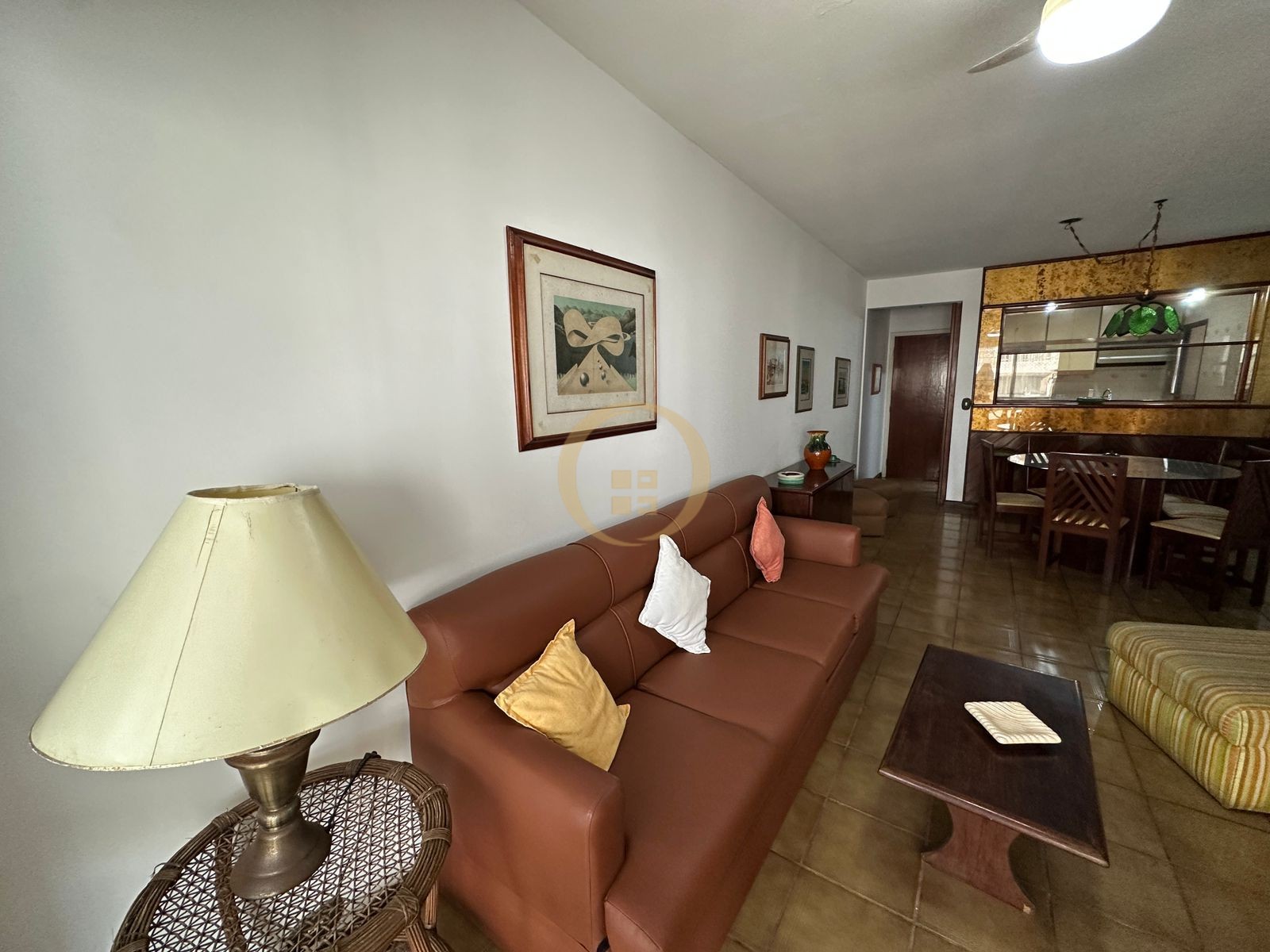 Apartamento na Praia das Pitangueiras, Guarujá - SP