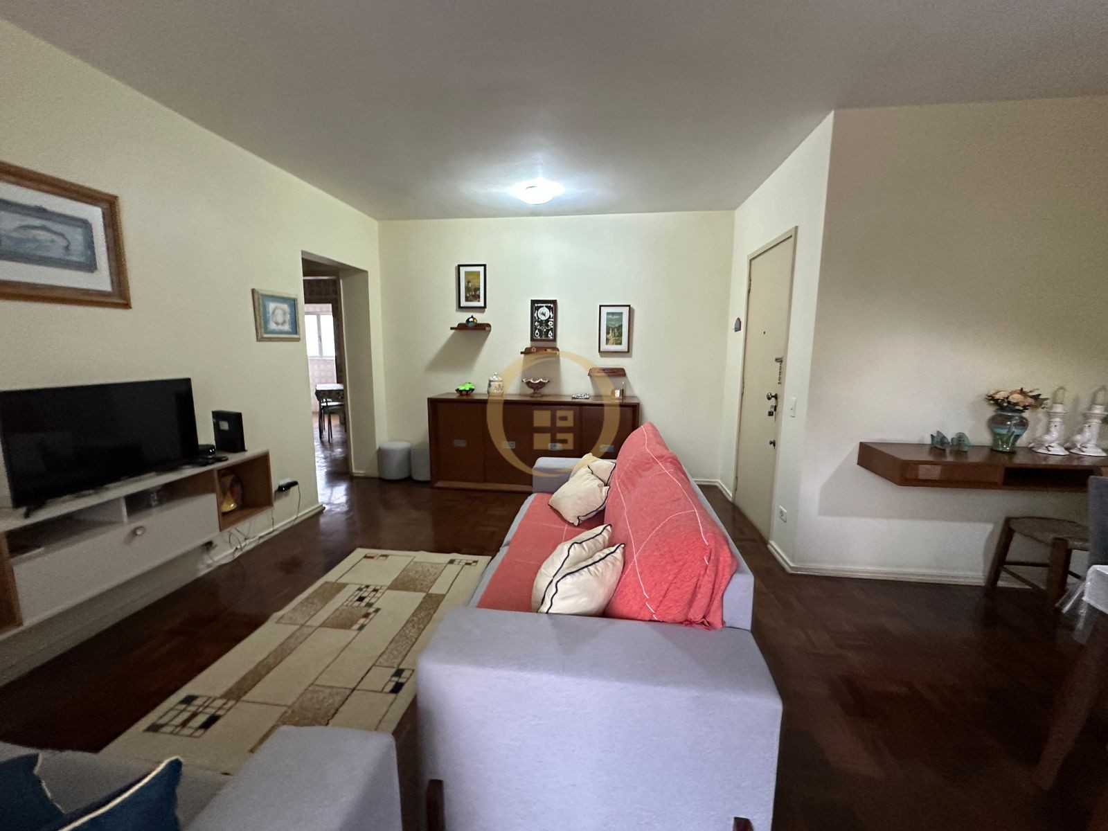 Apartamento na Praia das Pitangueiras, Guarujá - SP