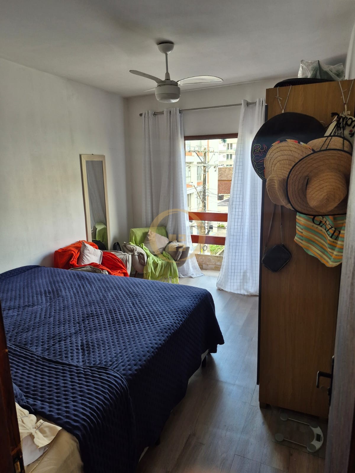 Apartamento na Praia da Enseada, Guarujá - SP