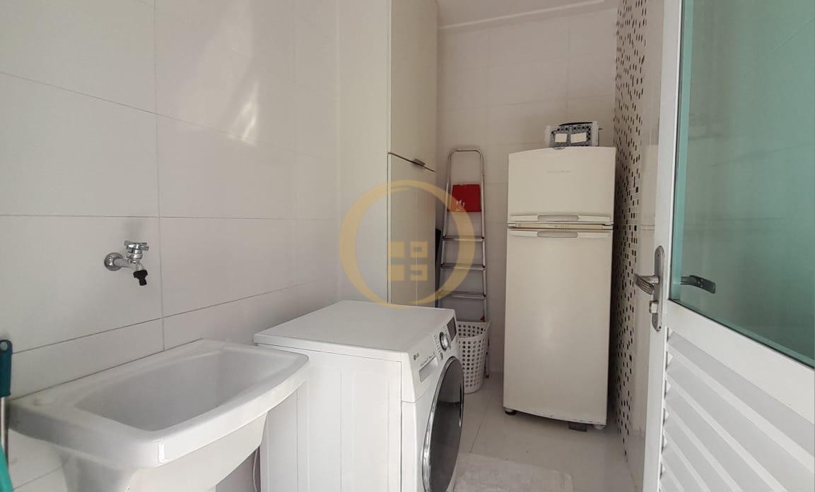 Casa em Condomínio na Praia da Enseada, Guarujá - SP