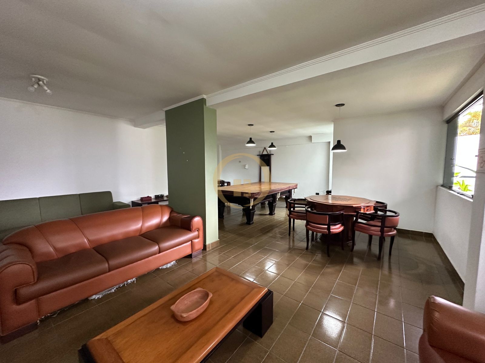 Apartamento na Praia das Astúrias, Guarujá - SP