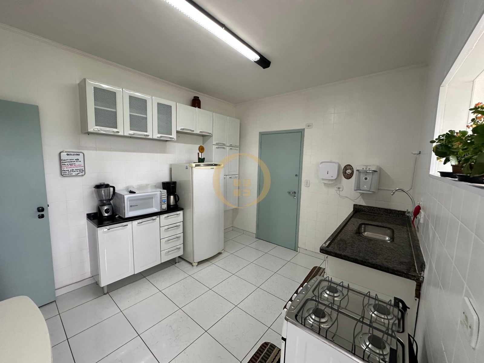 Apartamento na Praia das Astúrias, Guarujá - SP