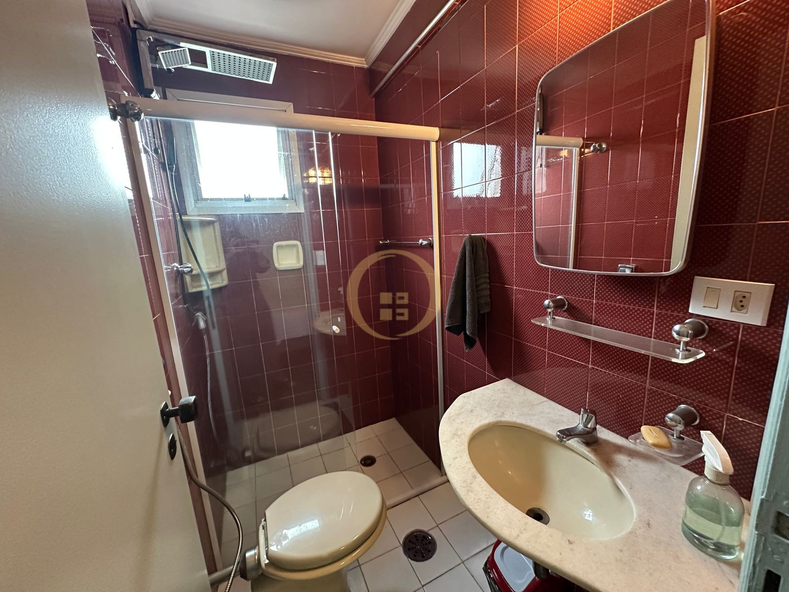 Apartamento na Praia das Astúrias, Guarujá - SP