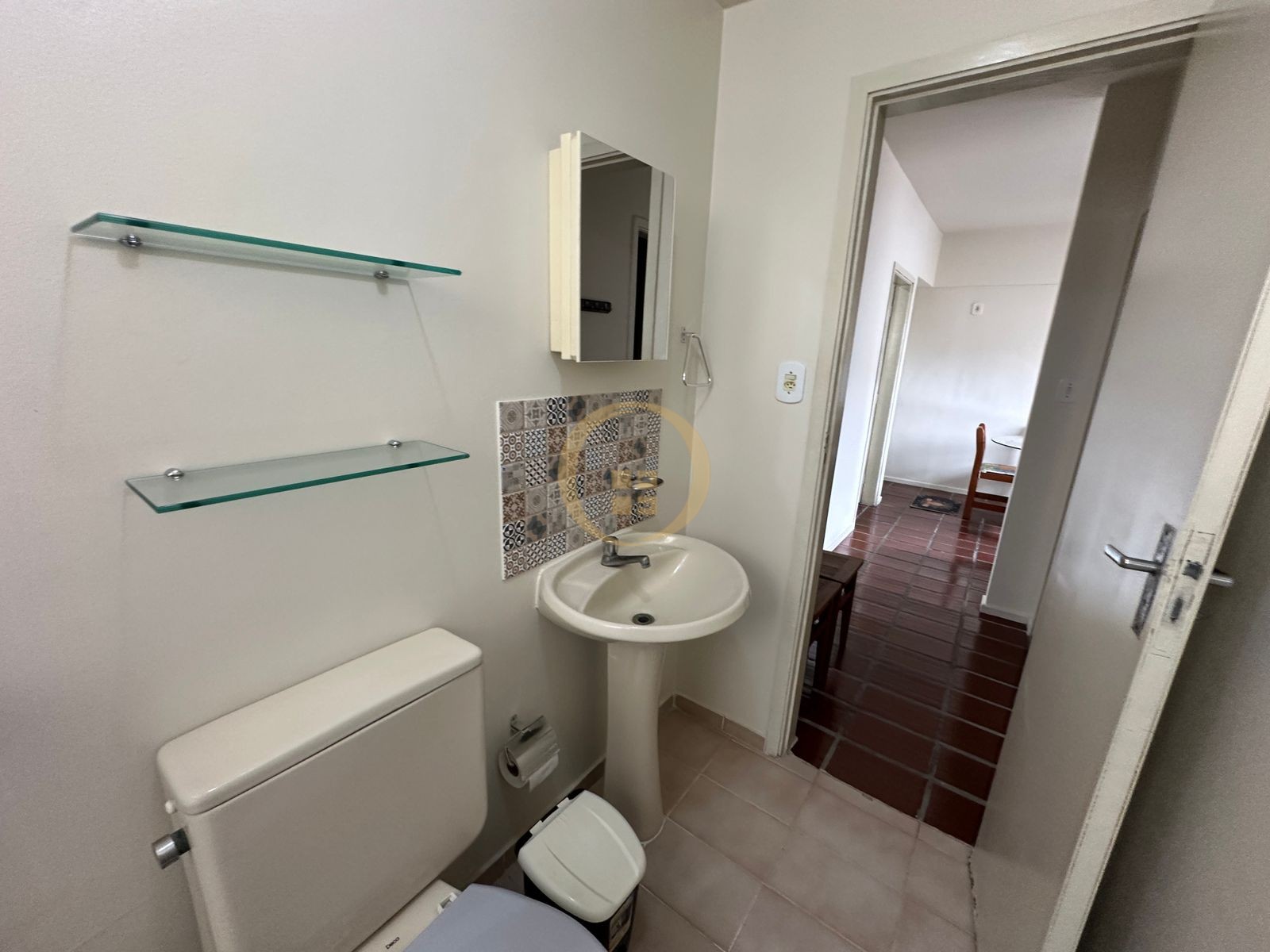 Apartamento na Praia da Enseada, Guarujá - SP
