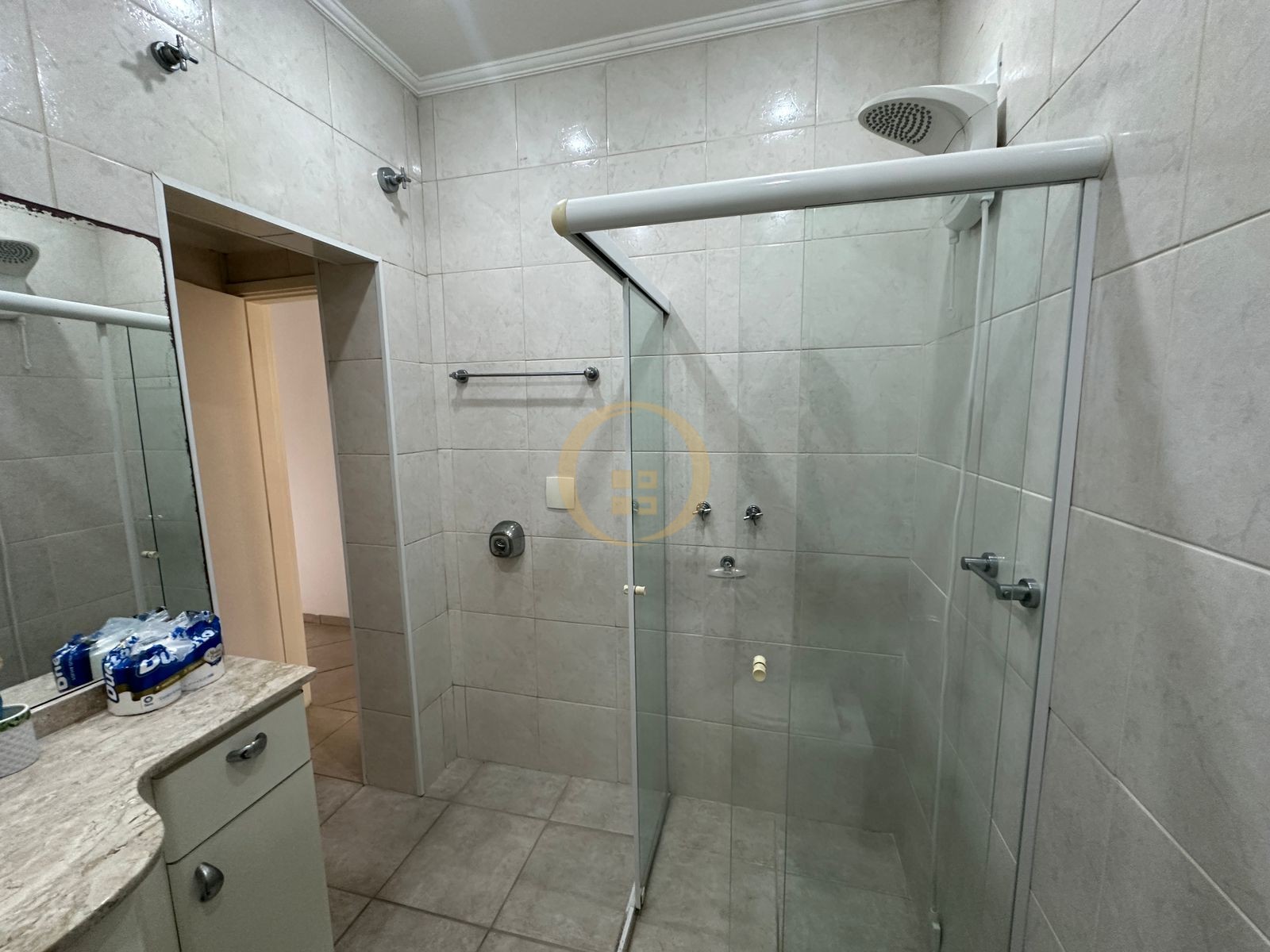 Apartamento Frente ao Mar nas Pitangueiras, Guarujá - SP