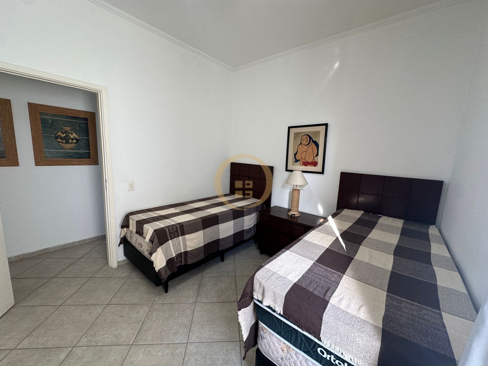 Apartamento Frente ao Mar nas Pitangueiras, Guarujá - SP