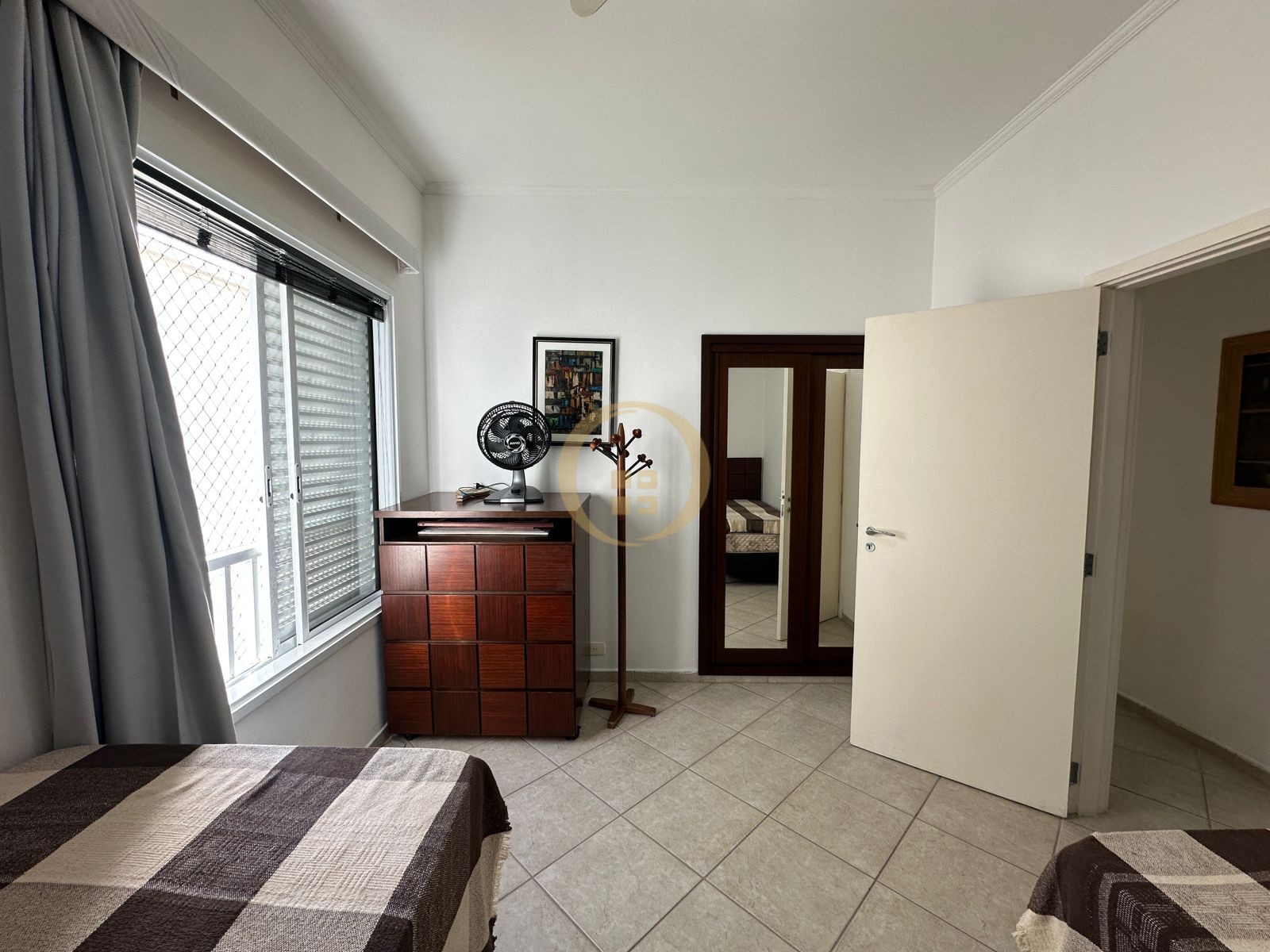 Apartamento Frente ao Mar nas Pitangueiras, Guarujá - SP