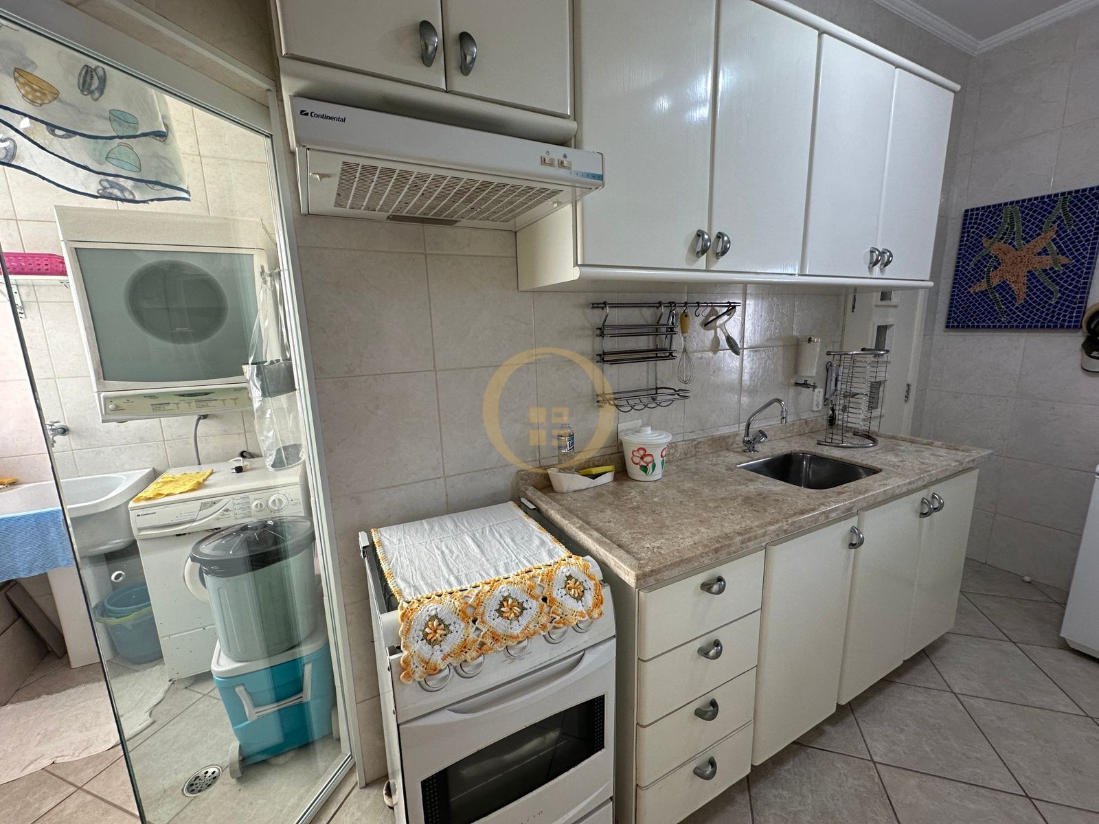 Apartamento Frente ao Mar nas Pitangueiras, Guarujá - SP