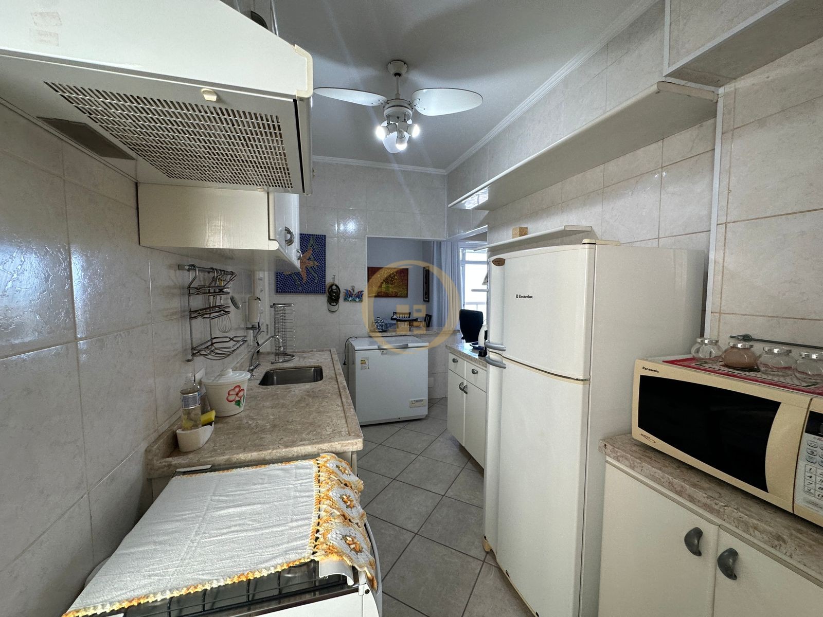 Apartamento Frente ao Mar nas Pitangueiras, Guarujá - SP