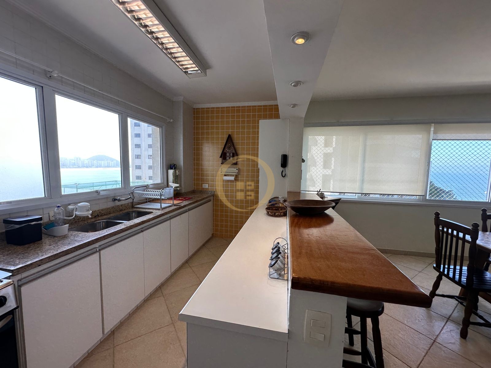 Apartamento Frente Mar, Praia das Astúrias, Guarujá - SP