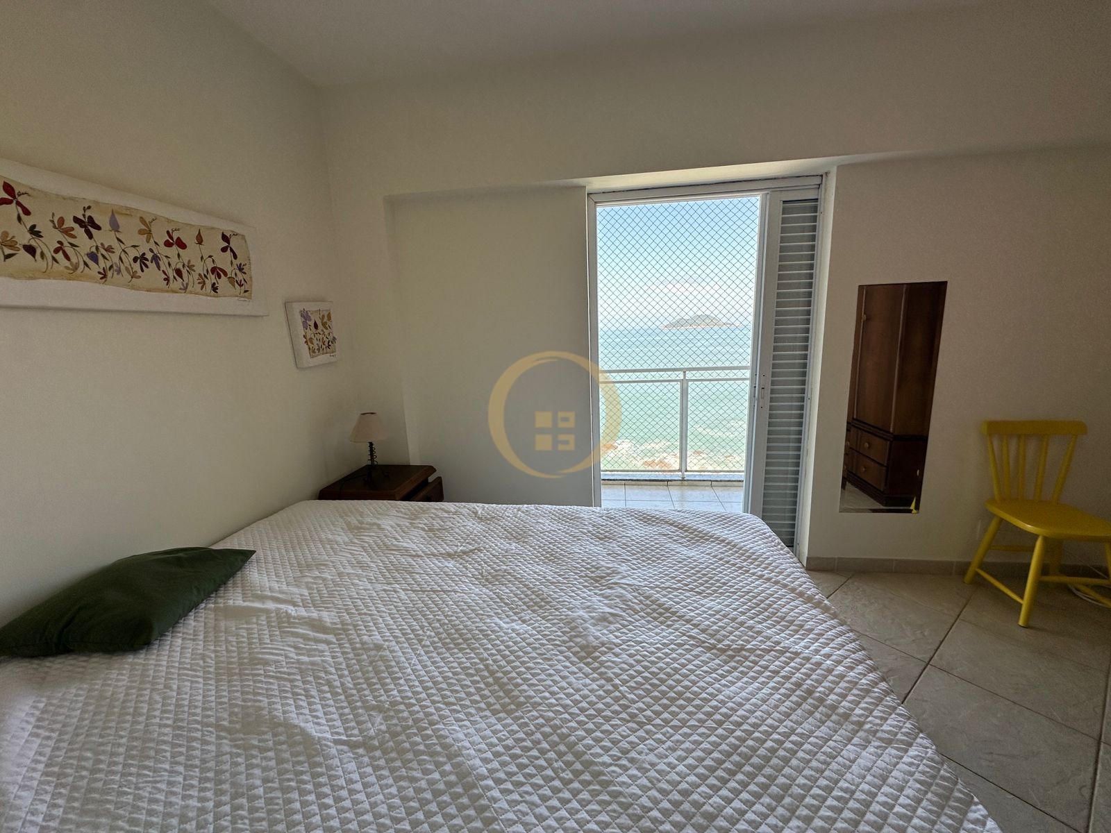 Apartamento Frente Mar,  Praia das Astúrias, Guarujá - SP