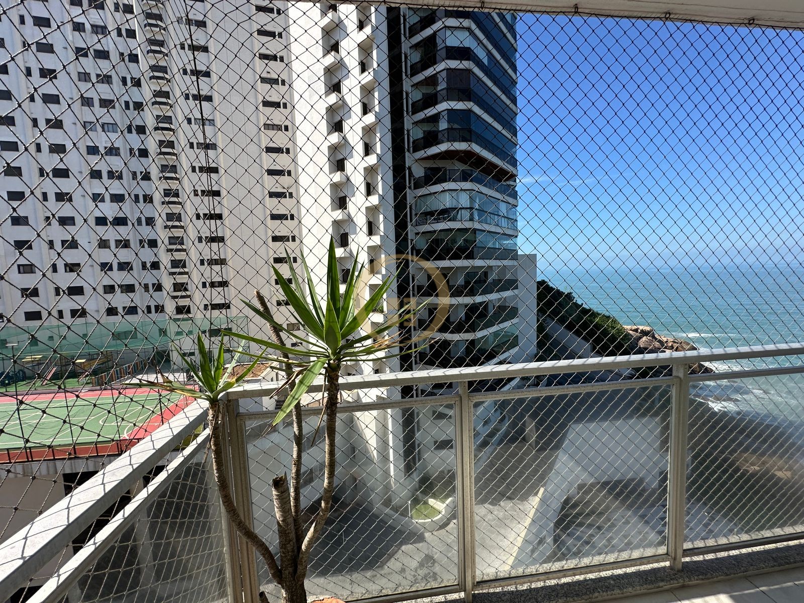 Apartamento Frente Mar,  Praia das Astúrias, Guarujá - SP
