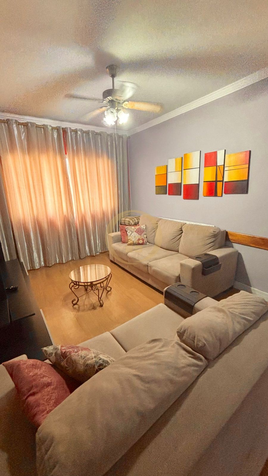 Apartamento na Praia da Enseada, Guarujá - SP