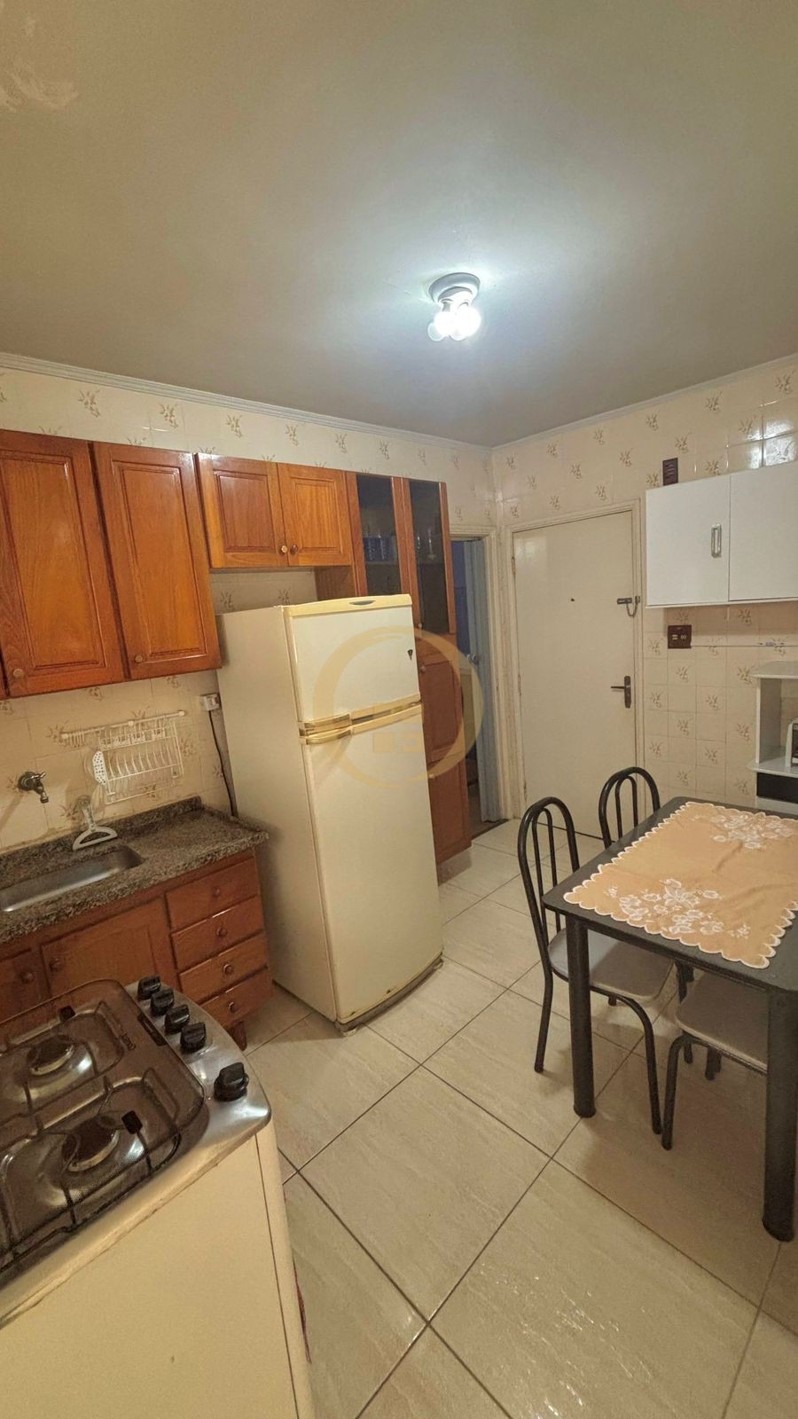 Apartamento na Praia da Enseada, Guarujá - SP