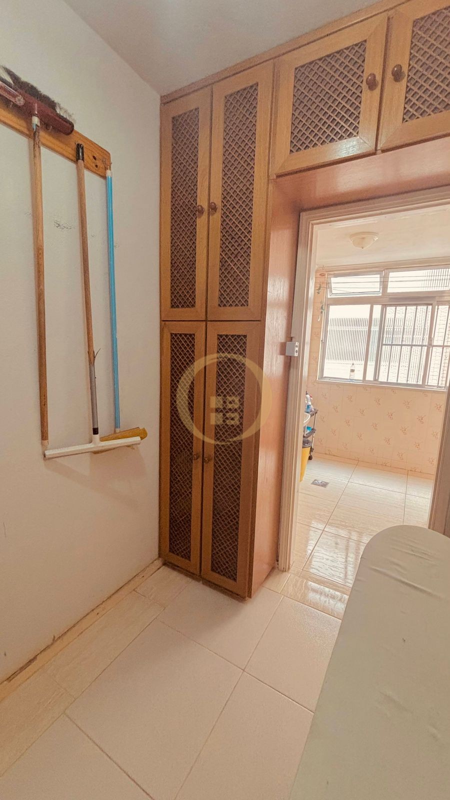 Apartamento na Praia da Enseada, Guarujá - SP