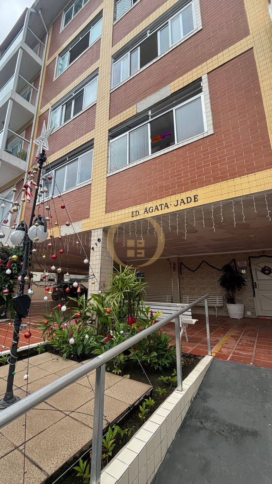 Apartamento na Praia da Enseada, Guarujá - SP