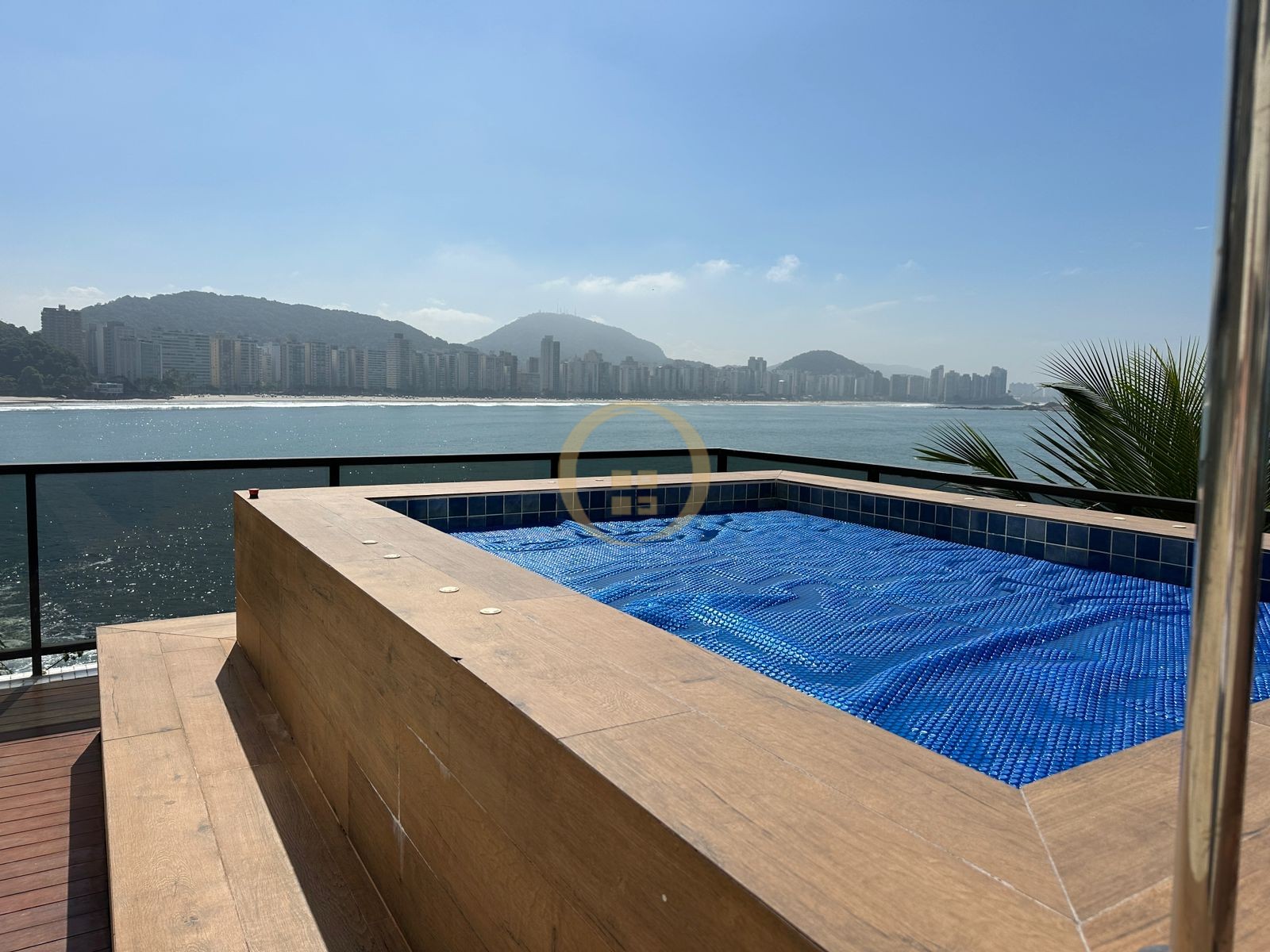Apartamento Frente Mar, Praia das Astúrias , Guarujá - SP