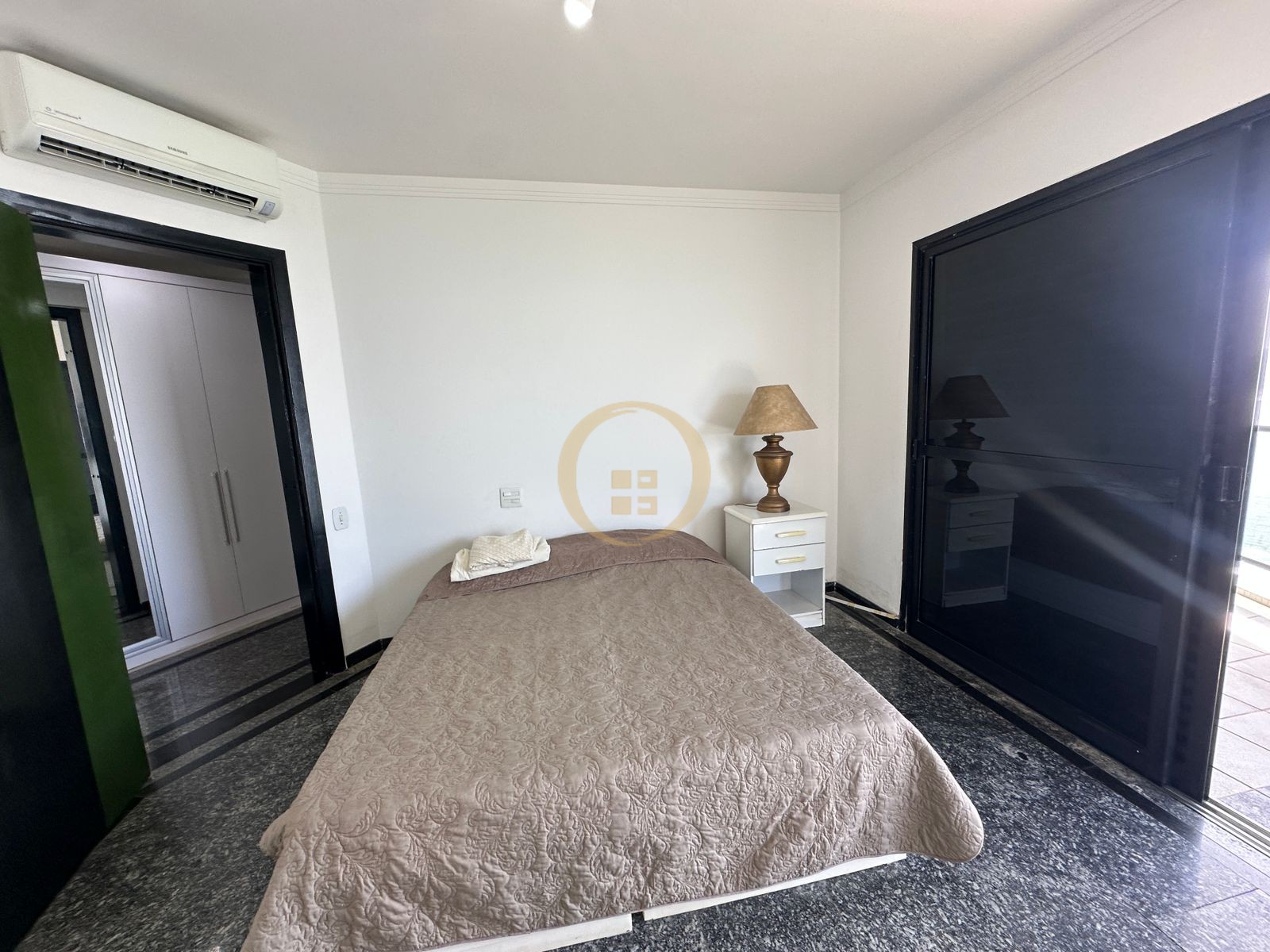 Apartamento Frente Mar, Praia das Astúrias , Guarujá - SP