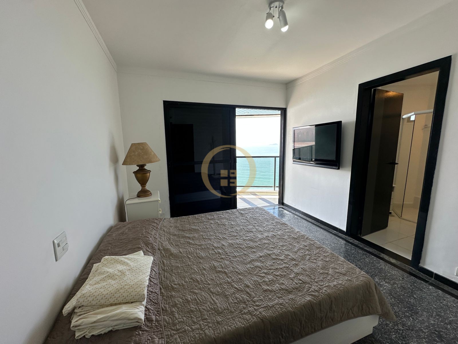 Apartamento Frente Mar, Praia das Astúrias , Guarujá - SP