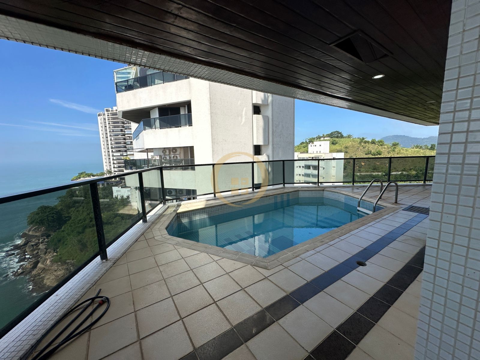Apartamento Frente Mar, Praia das Astúrias , Guarujá - SP