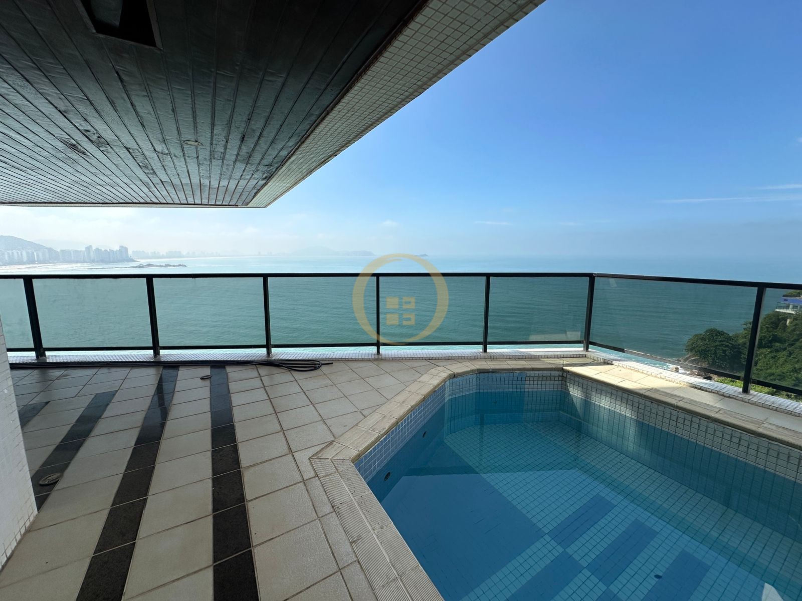 Apartamento Frente Mar, Praia das Astúrias , Guarujá - SP