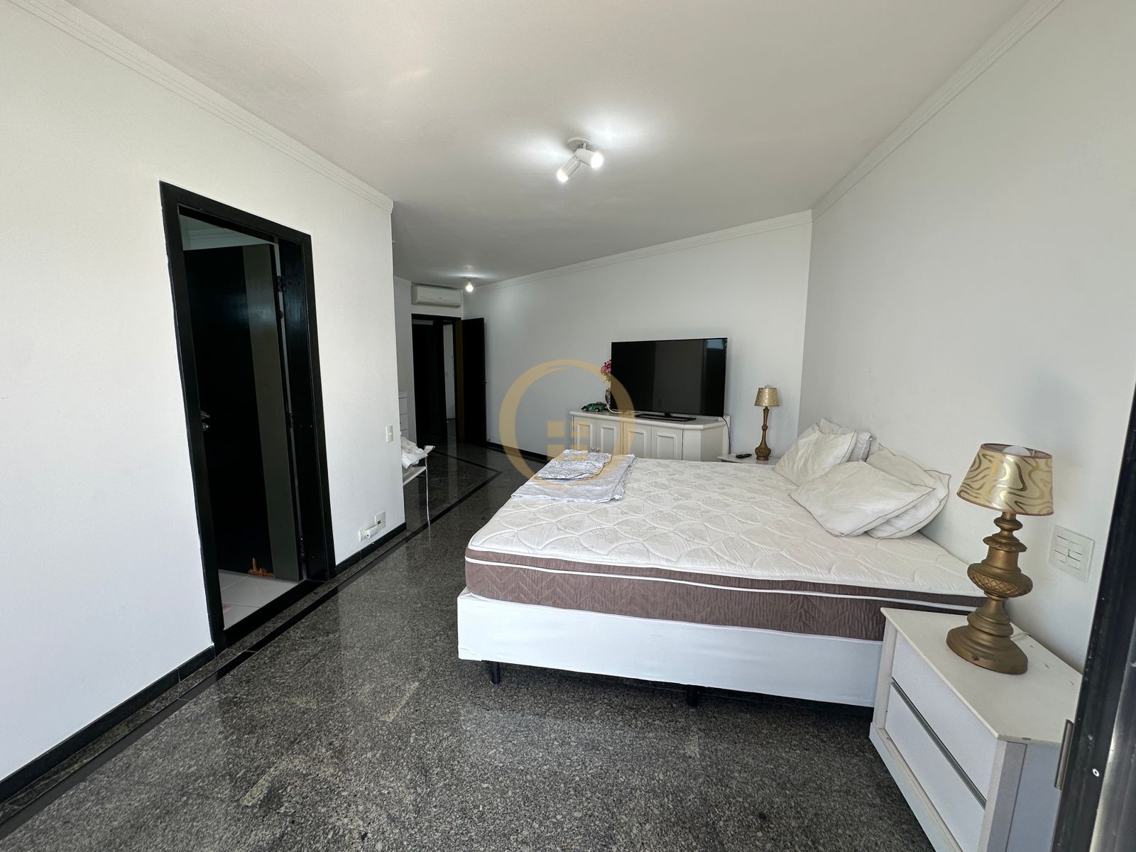 Apartamento Frente Mar, Praia das Astúrias , Guarujá - SP