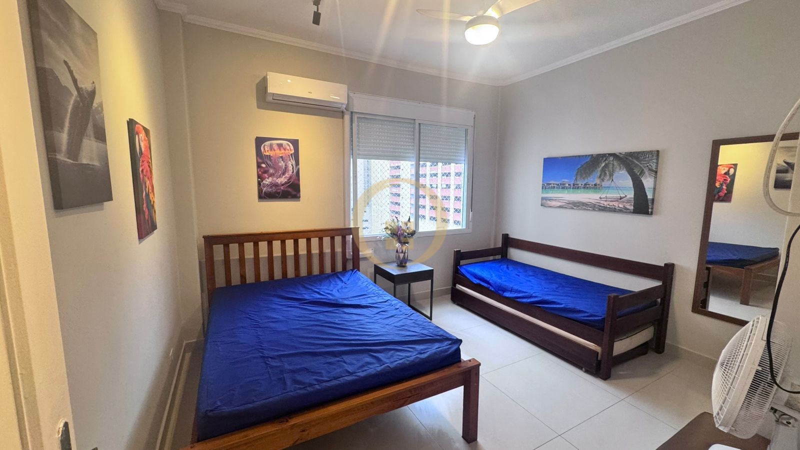 Apartamento na Praia das Pitangueiras, Guarujá - SP