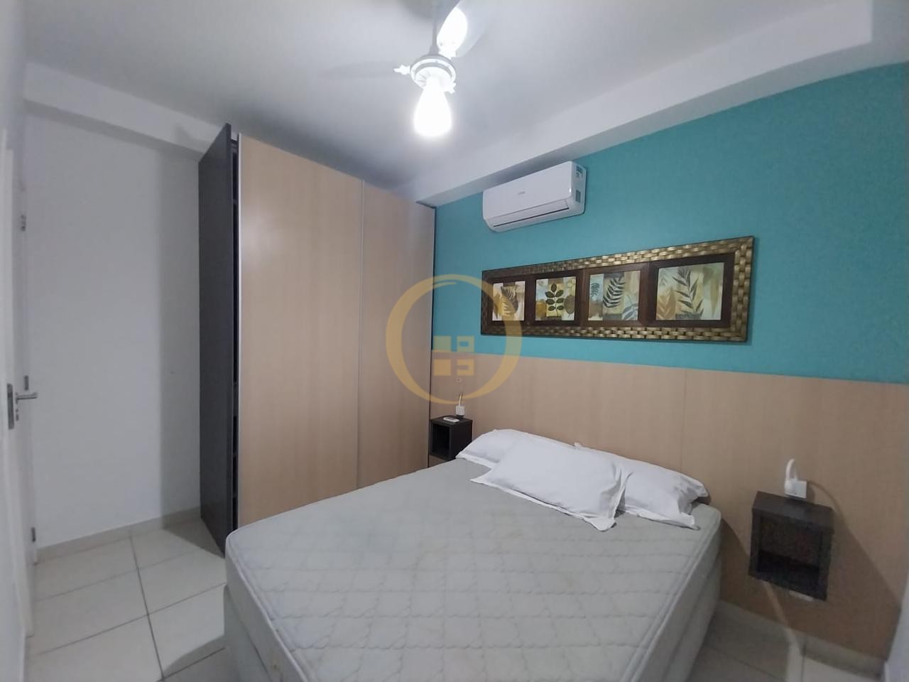 Apartamento na Praia da Enseada, Guarujá - SP