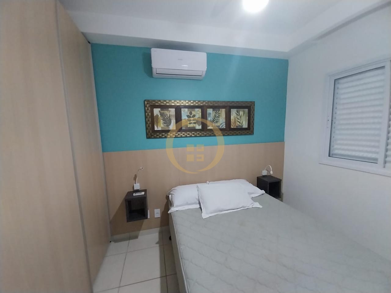 Apartamento na Praia da Enseada, Guarujá - SP