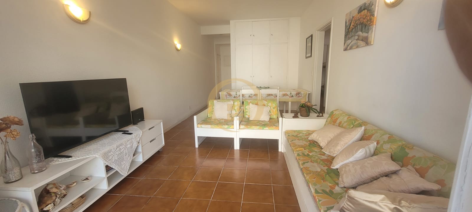 Apartamento na Praia das Pitangueiras, Guarujá - SP