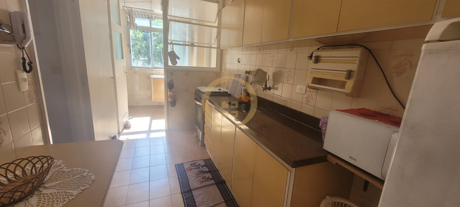 Apartamento na Praia das Pitangueiras, Guarujá - SP