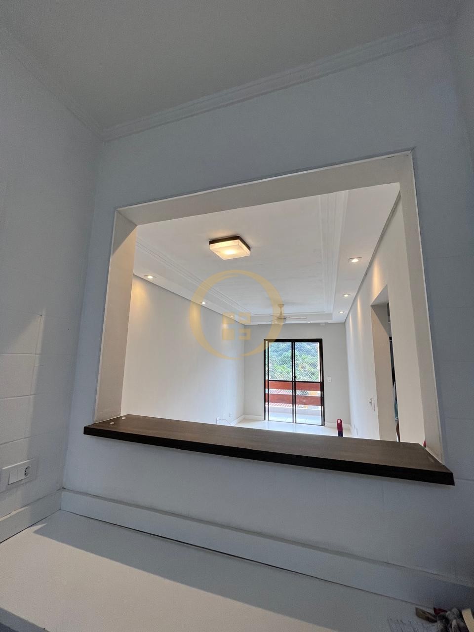 Apartamento na Praia da Enseada, Guarujá - SP