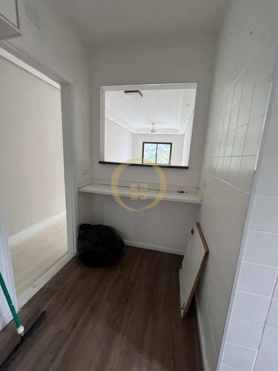 Apartamento na Praia da Enseada, Guarujá - SP
