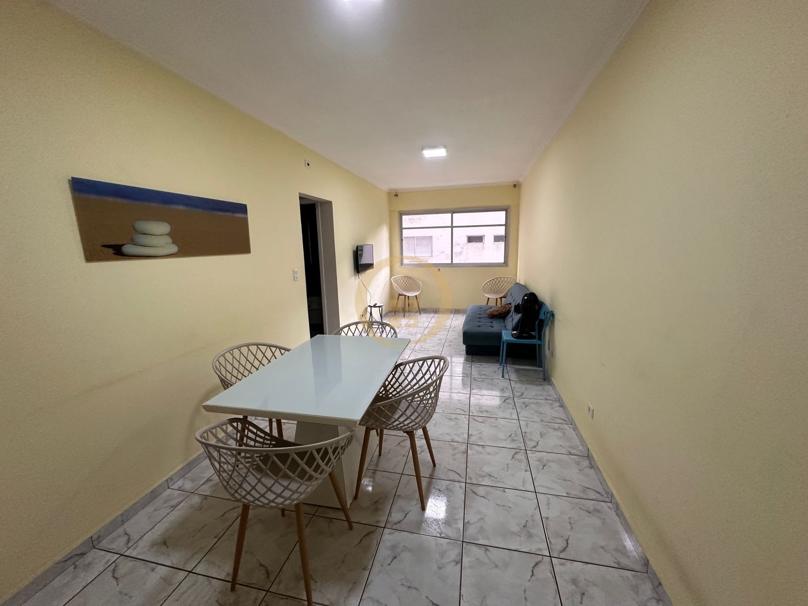 Apartamento na Praia das Pitangueiras, Guarujá - SP