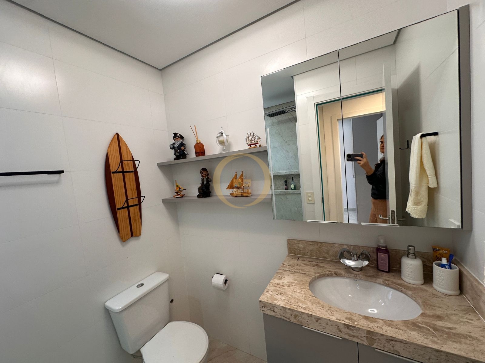 Apartamento na Praia da Enseada, Guarujá - SP