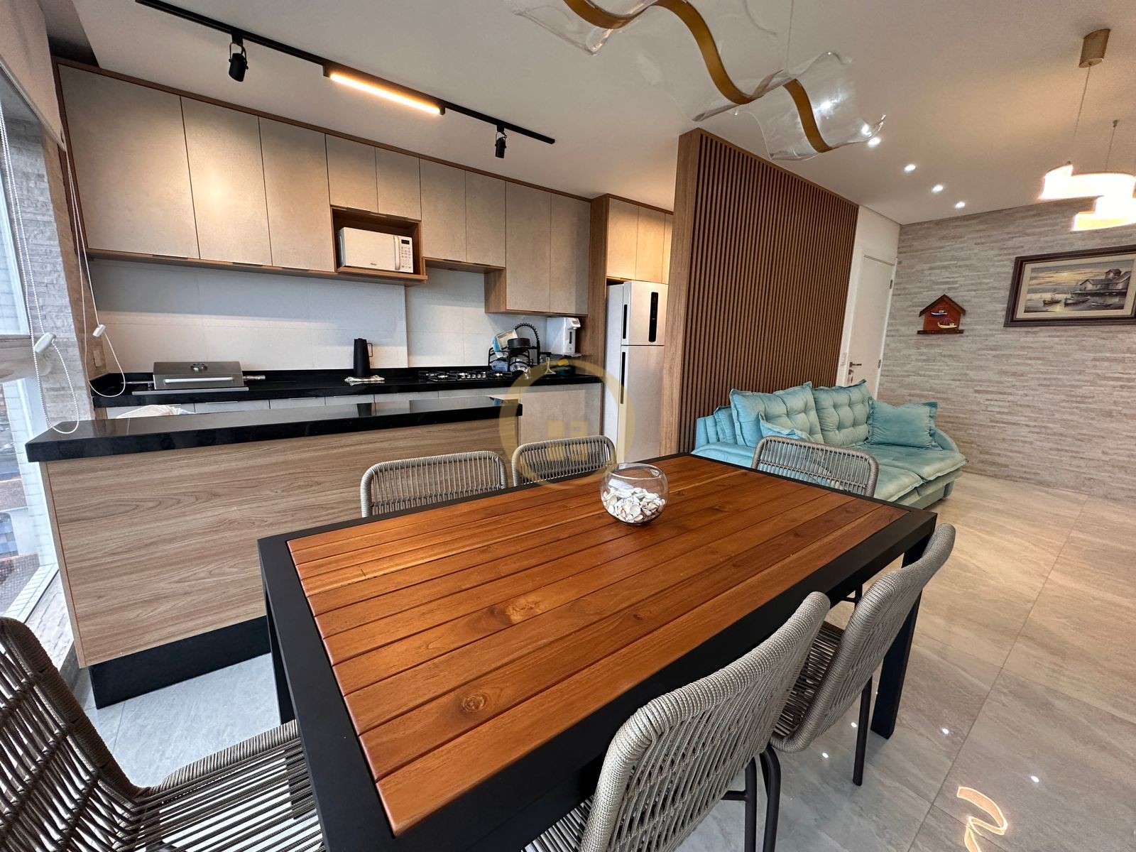 Apartamento na Praia da Enseada, Guarujá - SP