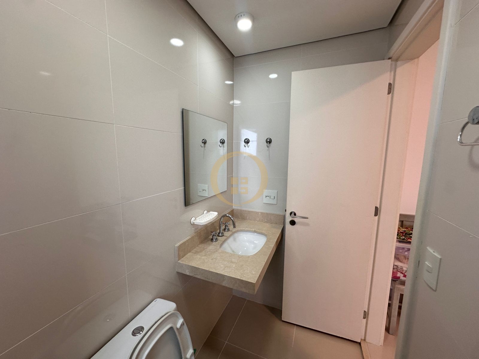 Apartamento na Praia da Enseada, Guarujá - SP