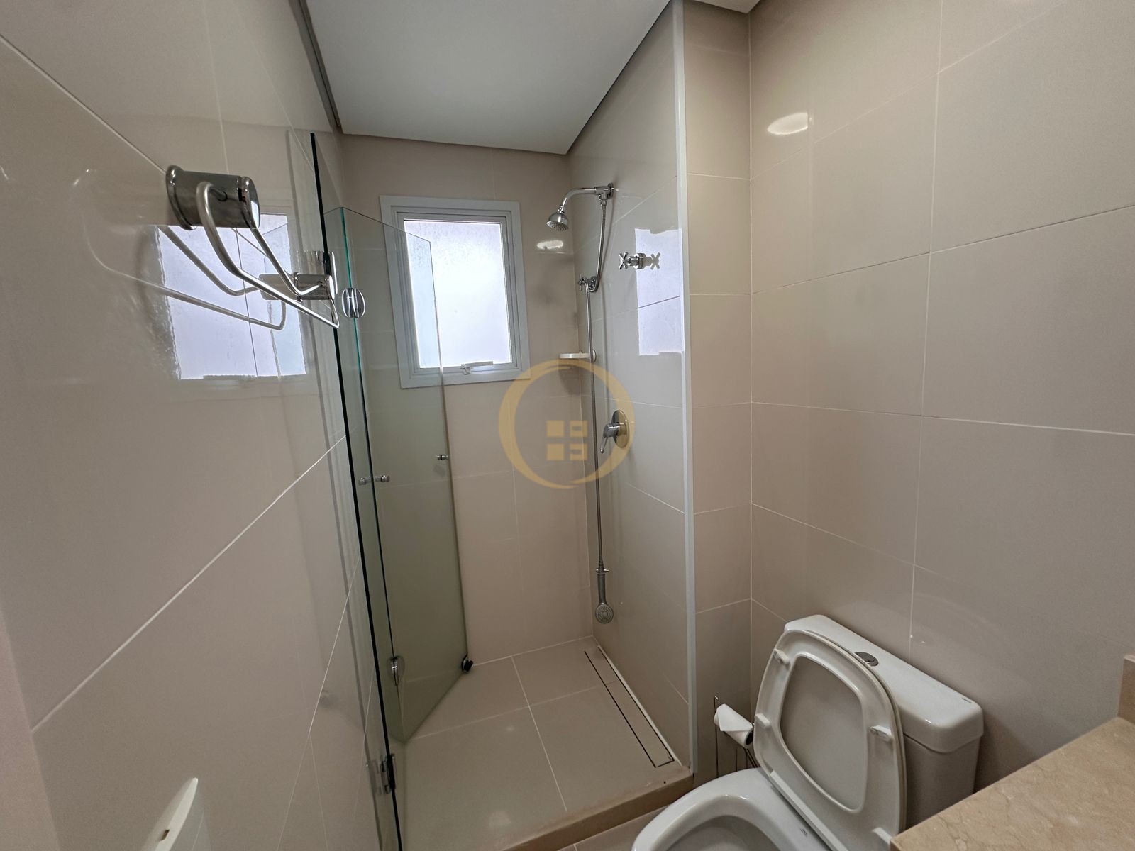 Apartamento na Praia da Enseada, Guarujá - SP