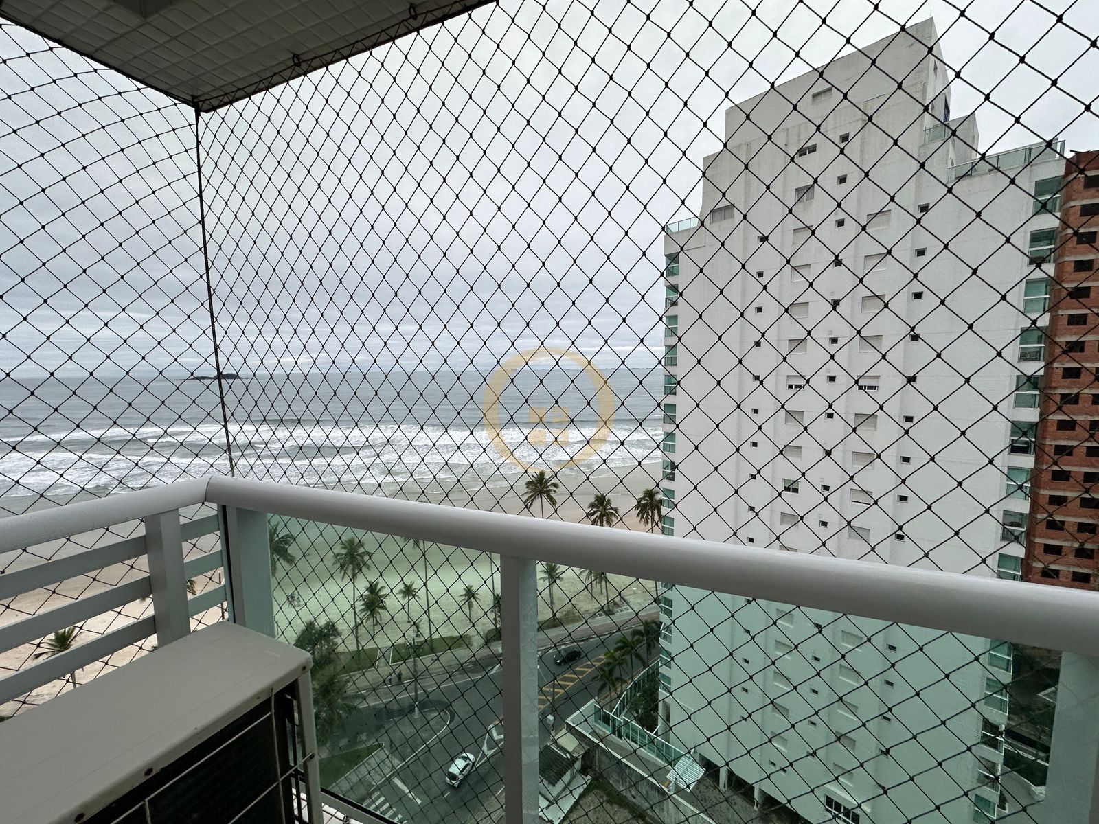 Apartamento na Praia da Enseada, Guarujá - SP