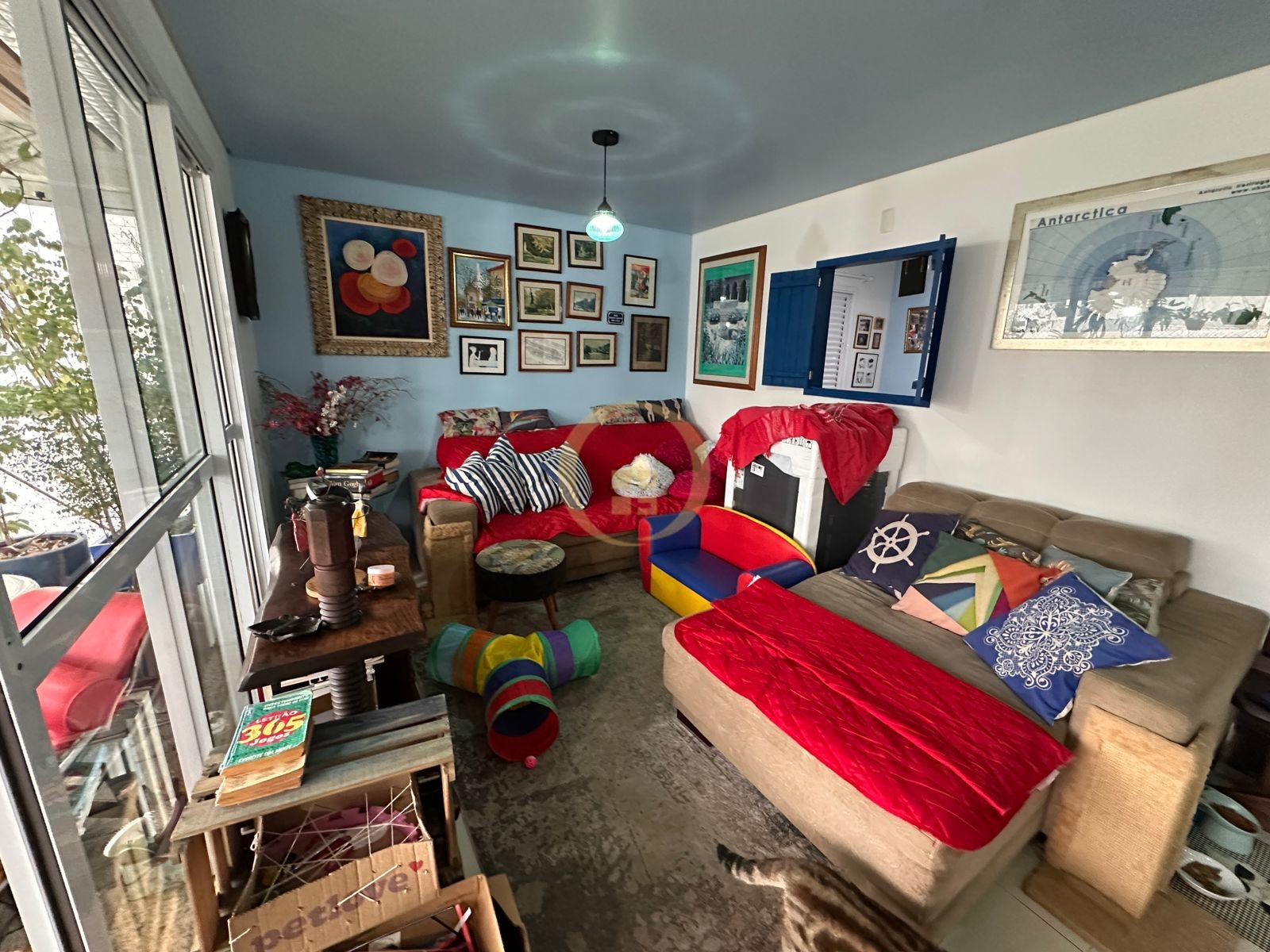 Apartamento na Praia das Pitangueiras, Guarujá - SP