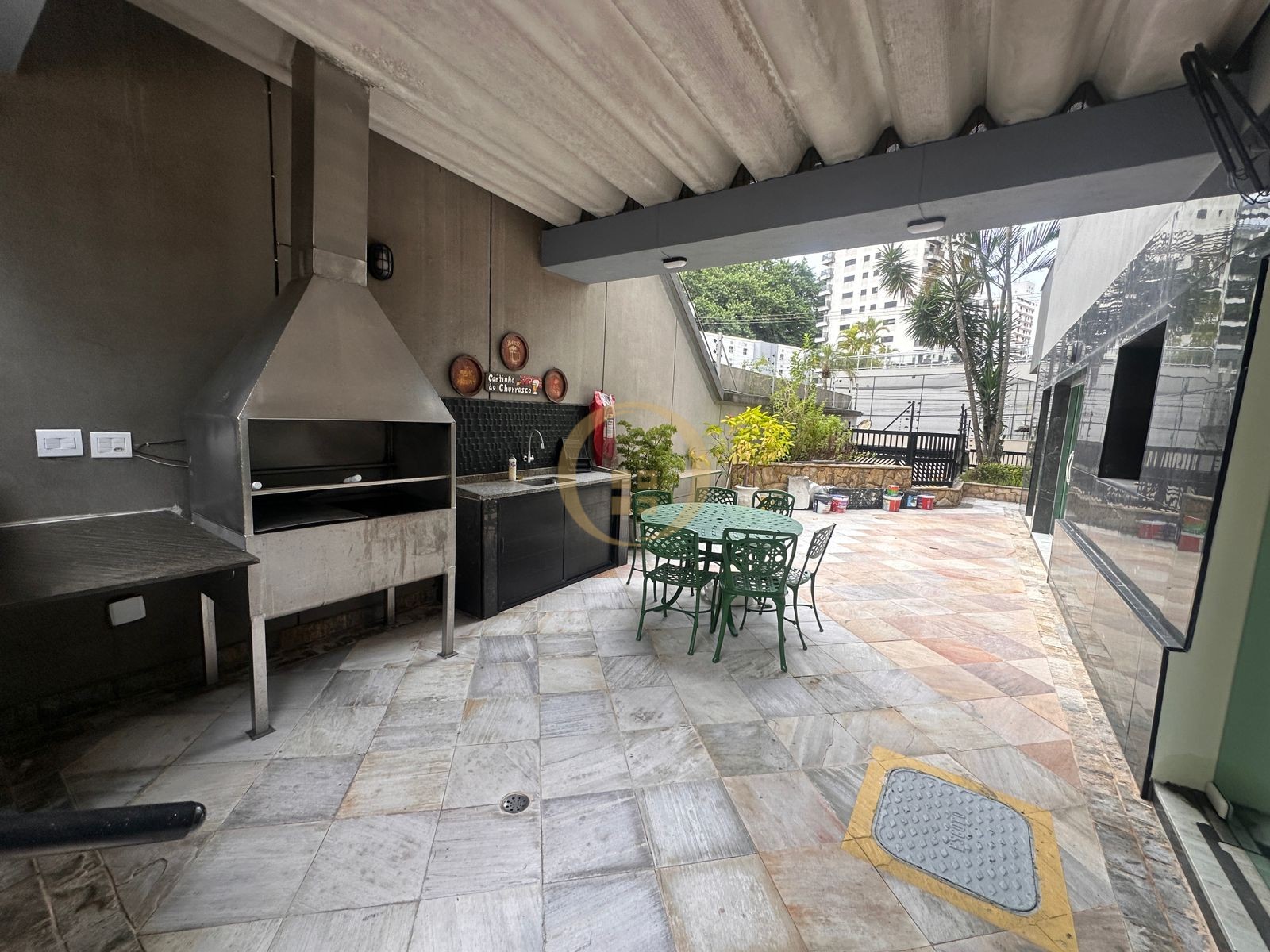 Apartamento na Praia das Astúrias, Guarujá - SP