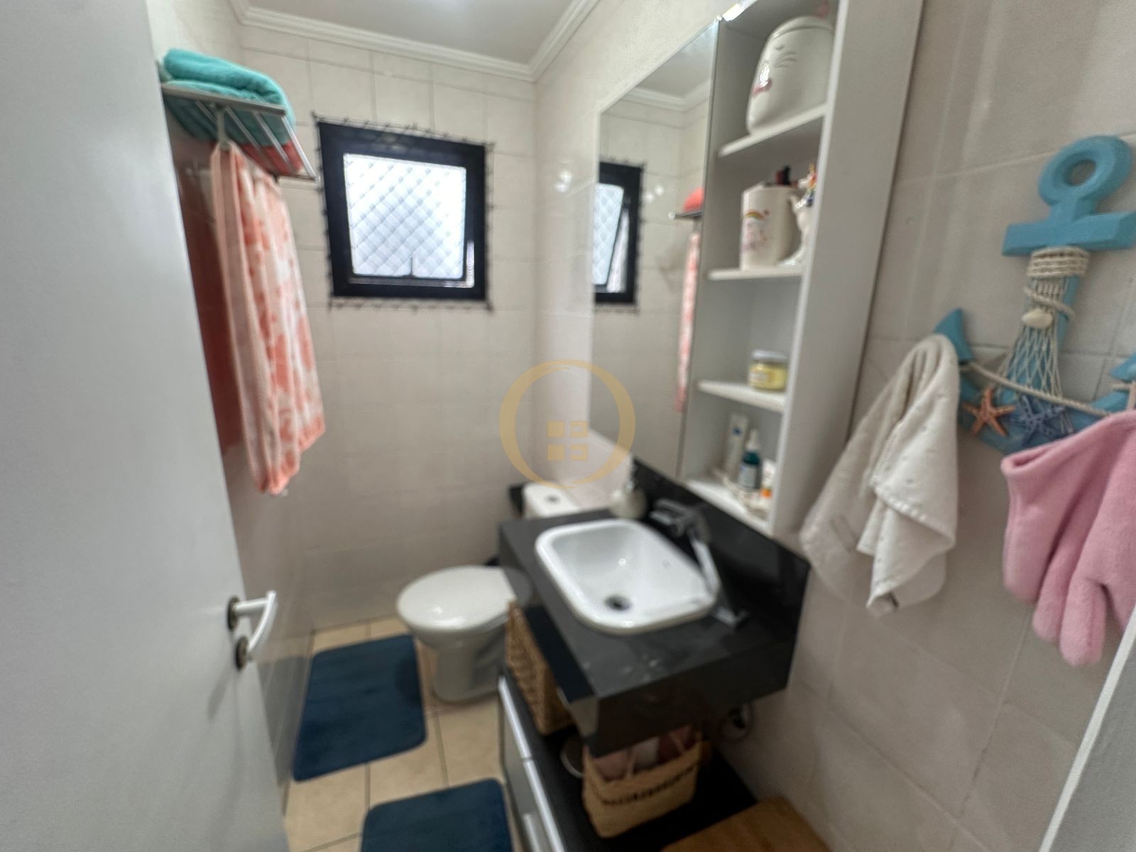 Apartamento na Praia das Astúrias, Guarujá - SP