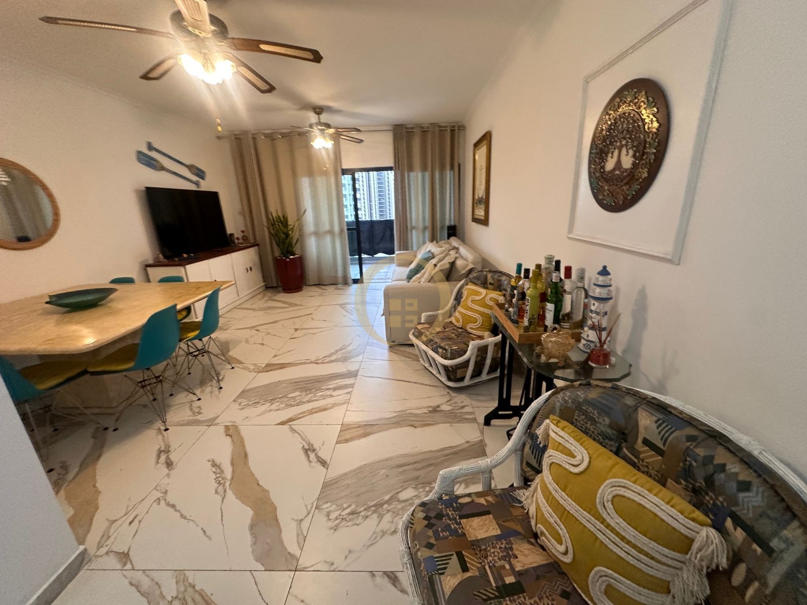 Apartamento na Praia das Astúrias, Guarujá - SP