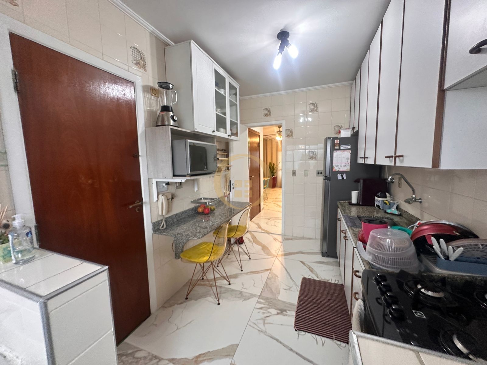 Apartamento na Praia das Astúrias, Guarujá - SP