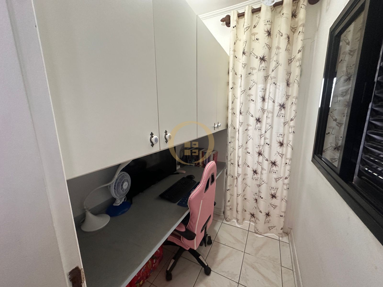 Apartamento na Praia das Astúrias, Guarujá - SP