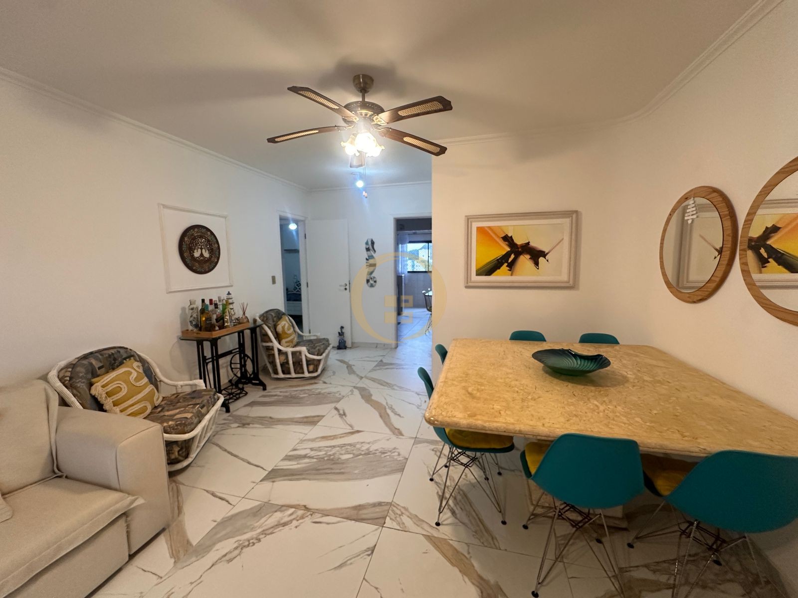 Apartamento na Praia das Astúrias, Guarujá - SP