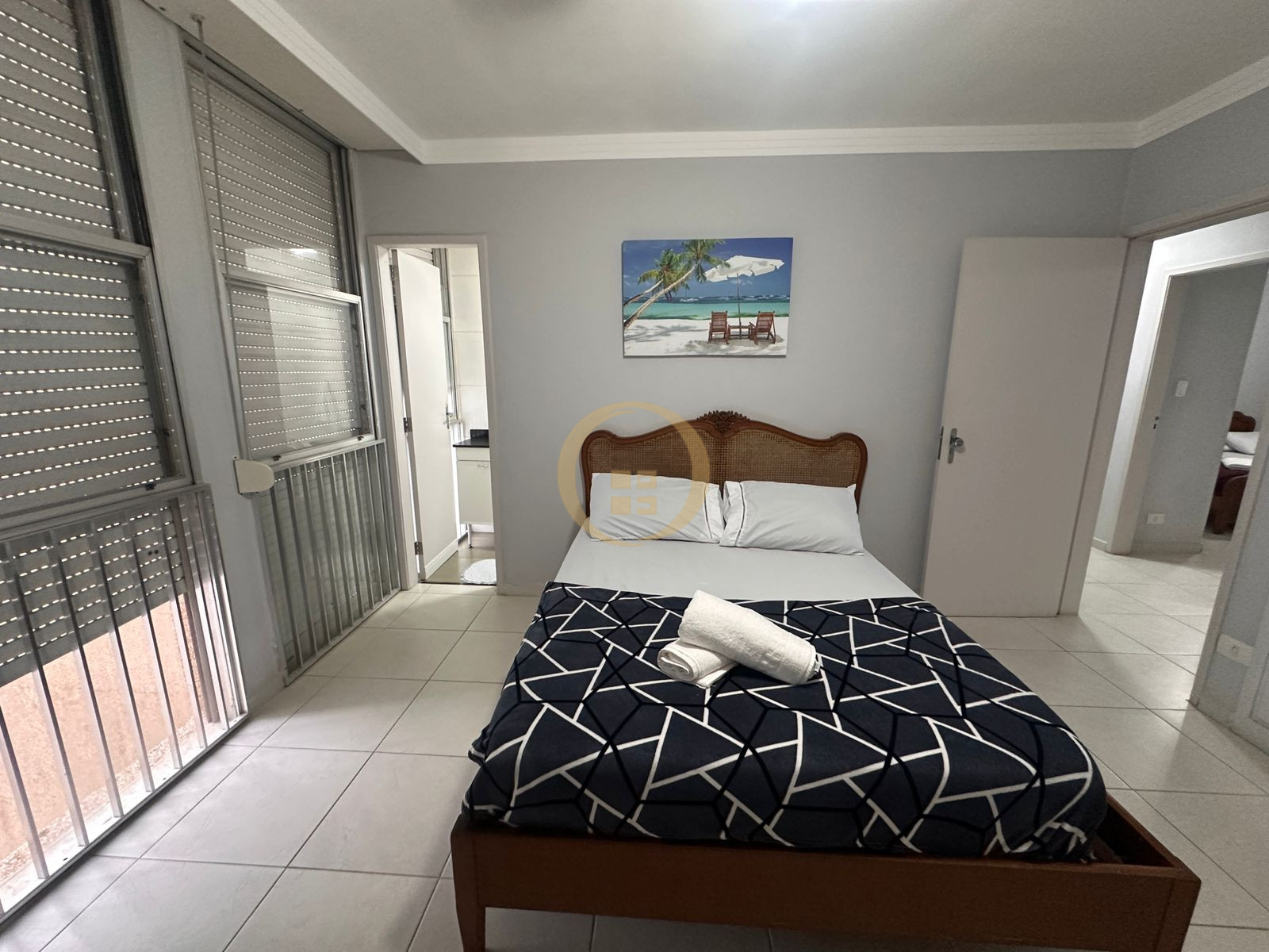Apartamento na Praia das Pitangueiras, Guarujá - SP