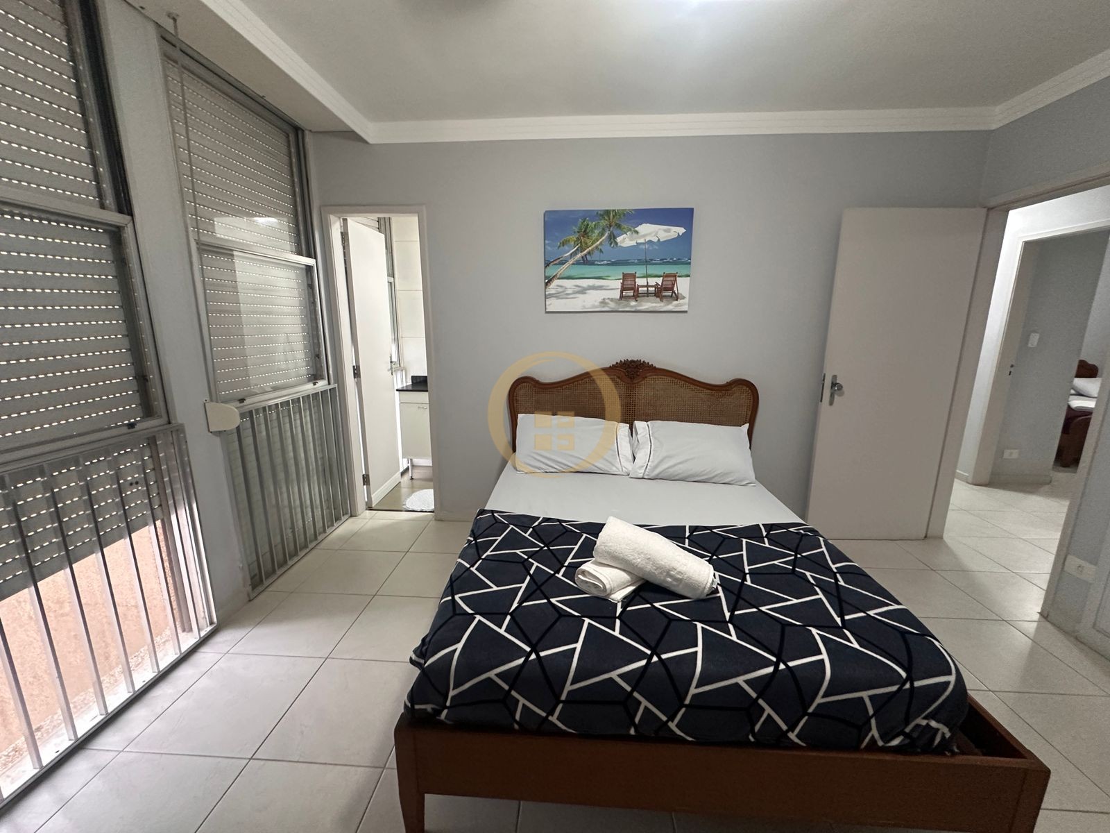 Apartamento na Praia das Pitangueiras, Guarujá - SP