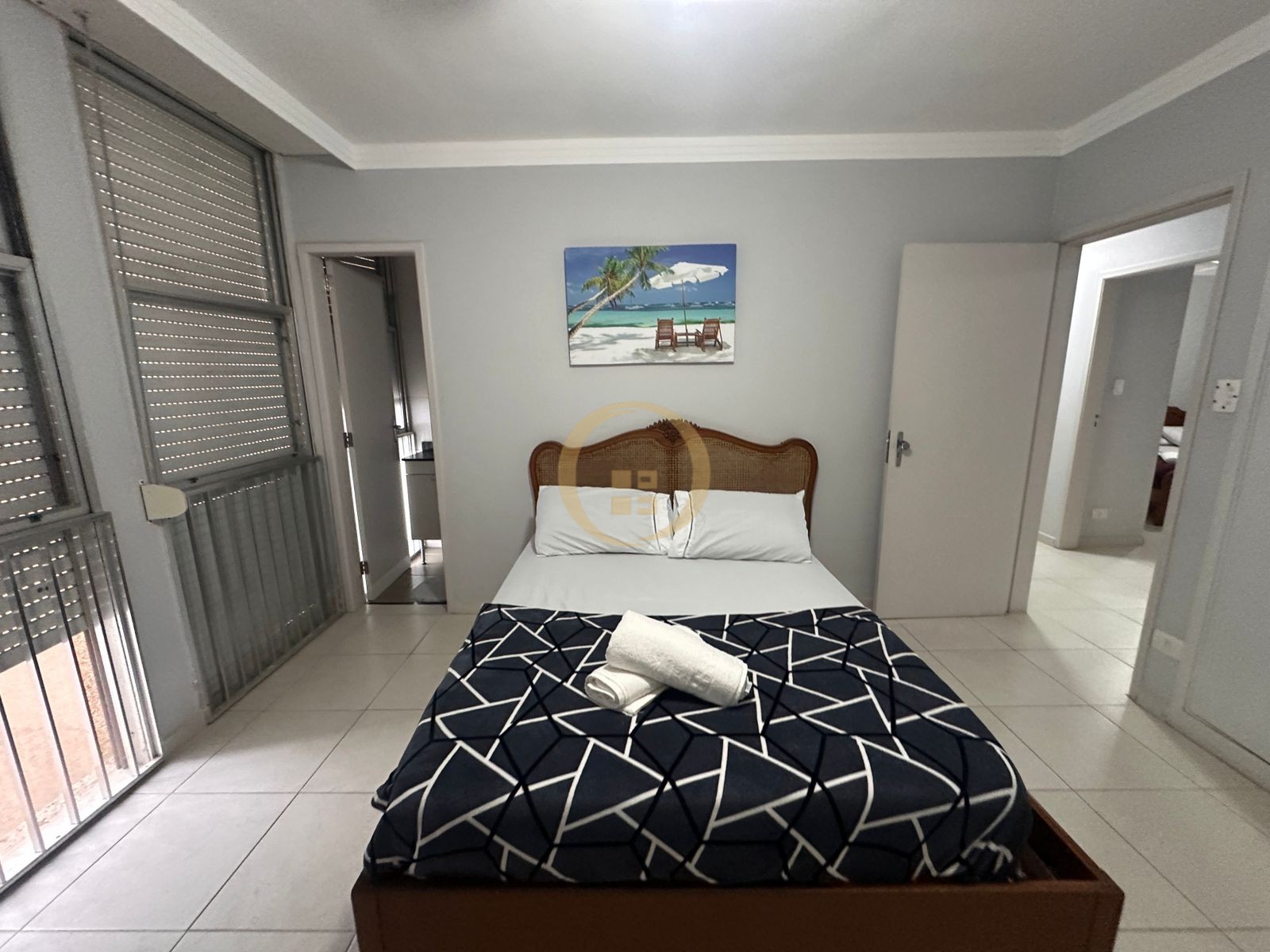 Apartamento na Praia das Pitangueiras, Guarujá - SP